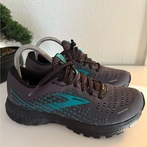 Brooks Charcoal and Aqua Running Shoes goretex